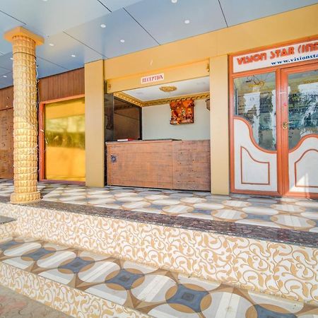 Oyo 67979 Hotel Hollywood Park Sasupāda المظهر الخارجي الصورة