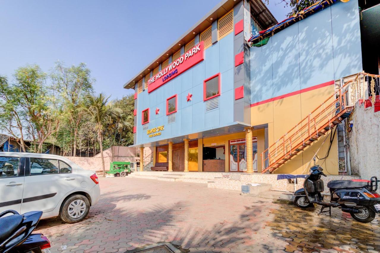 Oyo 67979 Hotel Hollywood Park Sasupāda المظهر الخارجي الصورة