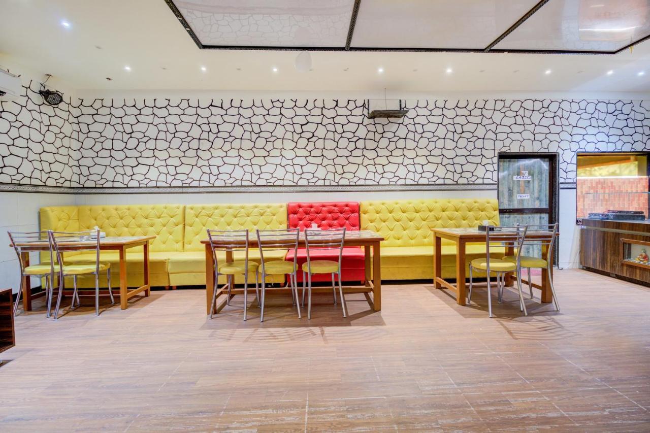 Oyo 67979 Hotel Hollywood Park Sasupāda المظهر الخارجي الصورة