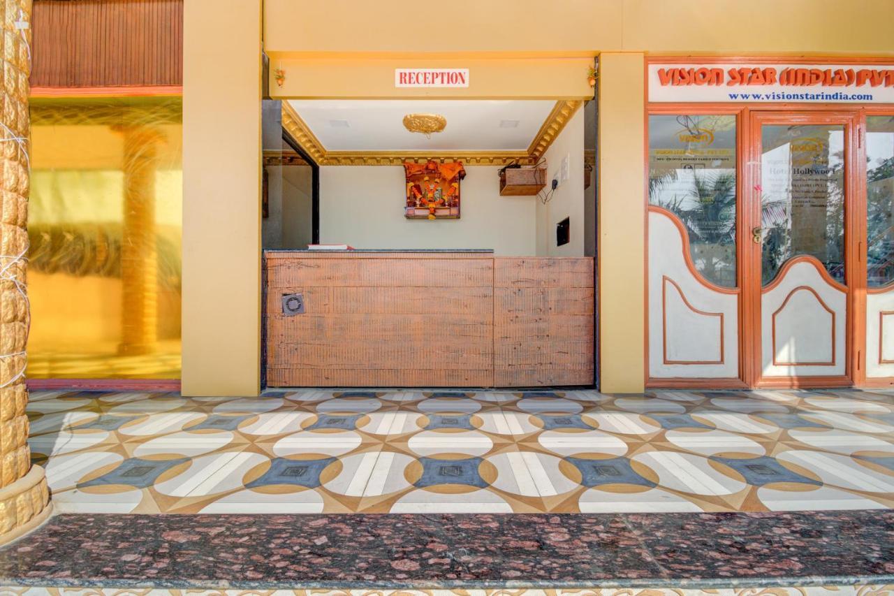 Oyo 67979 Hotel Hollywood Park Sasupāda المظهر الخارجي الصورة